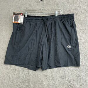 NEW Quiksilver Men's XXL Shorts Zipper Outdoor Trail Shorts Black